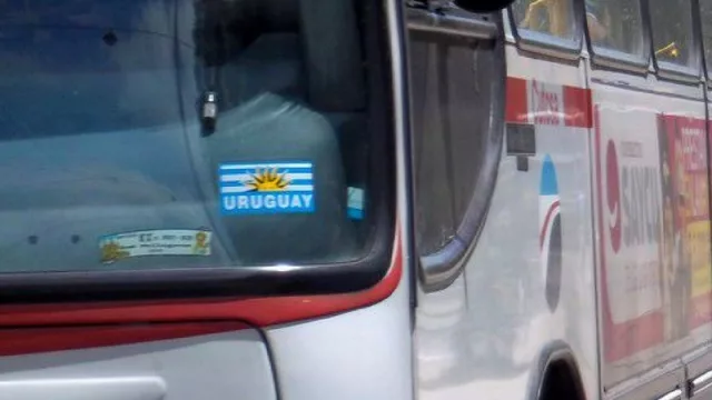 Isbel quiere ómnibus sin dinero y boletos (marcar tarjeta para subir y para bajar es la clave)