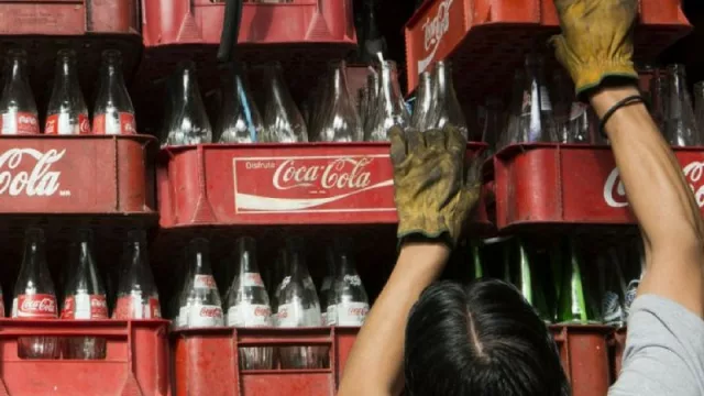 Mientras los mexicanos están concentrados en el mundial no dejan de hacer negocios en Uruguay