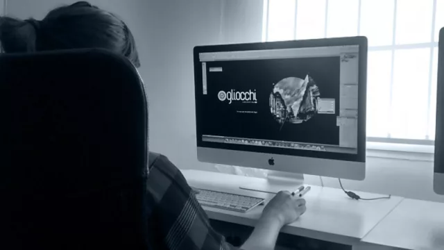 Te presentamos la primera agencia de publicidad virtual