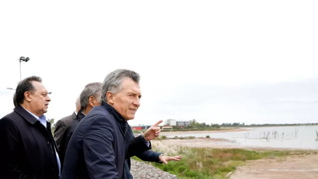 Macri y el ministro de Turismo de la Nación visitaron el futuro Parque Nacional en Miramar (Córdoba)