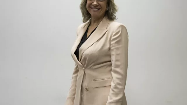 Con María Etchamendi, gerente de Administración y Finanzas en Werner Bernheim