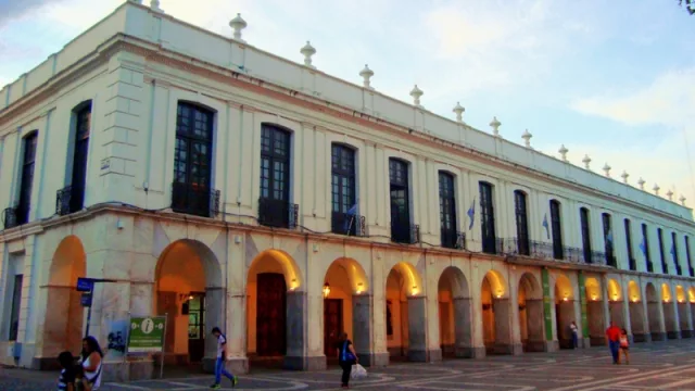 Por qué Córdoba le cierra la puerta al 15% del potencial turismo mundial