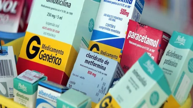 Medicamentos y la diferencia de precio (si te vas al exterior solo a comprarlos ahorrás dinero, con pasaje y todo)