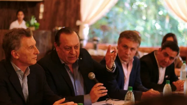 El Gobierno nacional impulsará la creación de vuelos directos entre Puerto Iguazú y Europa