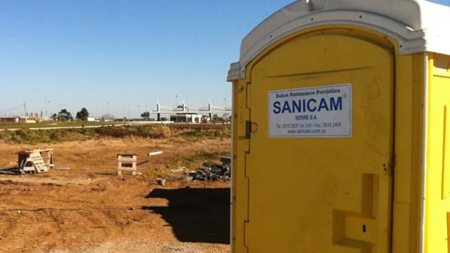 Sanicam: detrás de todo baño químico, hay un gran negocio