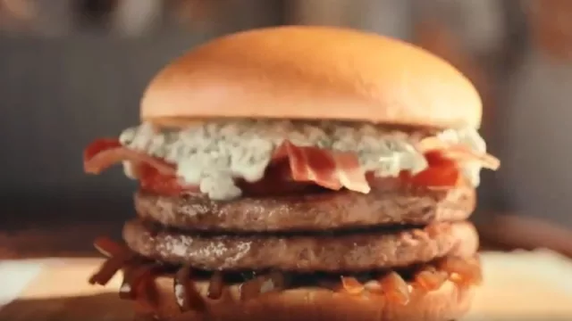 Sobre la nueva hamburguesa de McDonald's, nuestros lectores opinan: