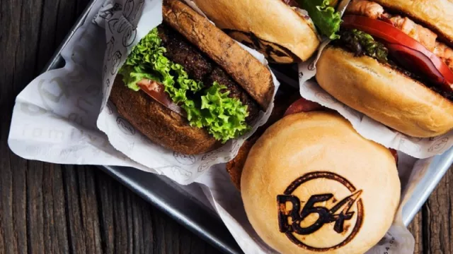 Llega a Paraguay la franquicia argentina de hamburguesas, Burger 54