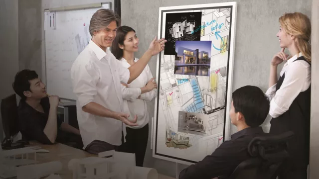 Samsung revoluciona la forma de hacer negocios: lanzó nuevo rotafolio digital interactivo