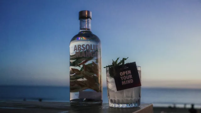 Absolut desembarcó en la temporada esteña
