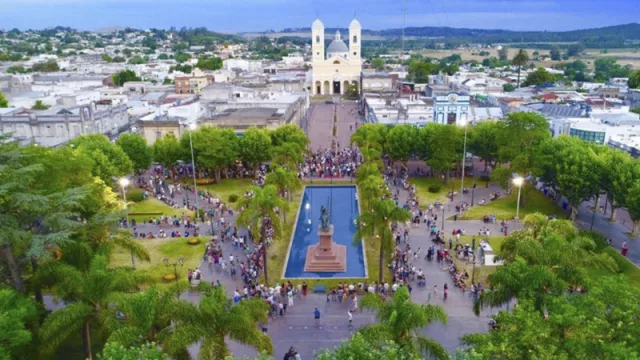 Minas cortó cintas de su nueva plaza de US$2.000.000