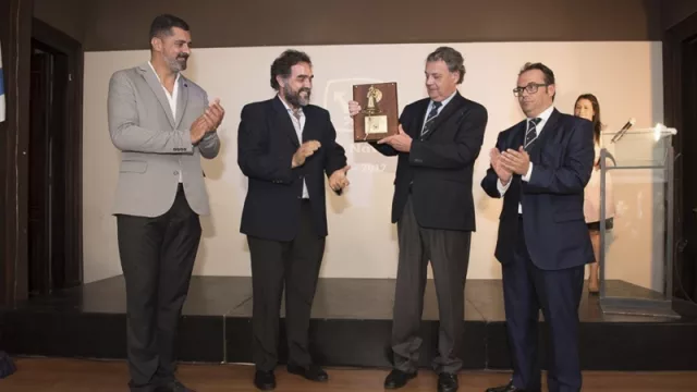 Schandy fue distinguido por el sector privado de la actividad portuaria