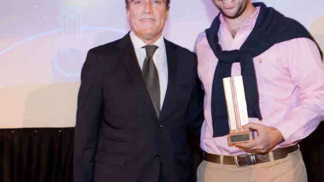 ¡Felipe Albanell puso toda la carne en el asador y se quedó con el premio al Empresario del Año!