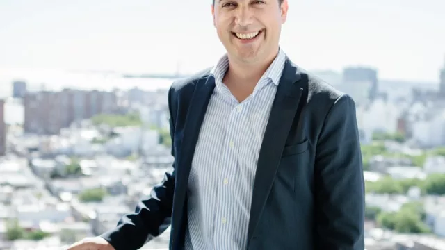 Nicolás Añón, gerente Comercial de Hotel Cottage Carrasco y Buceo