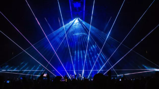 El músico inglés Phil Collins podría llegar a Uruguay el año que viene, como también podría hacerlo Roger Waters