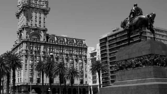 Radisson y el Sodre le darán vida a la Plaza Independencia todos los viernes por tres meses