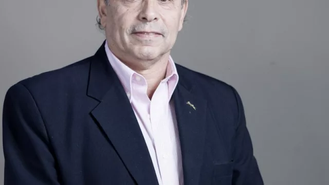 Horacio Sardeña, director del Radisson Montevideo Victoria Plaza Hotel