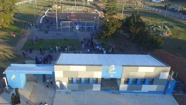 Florida inauguró Polideportivo con una inversión de más de $8 M