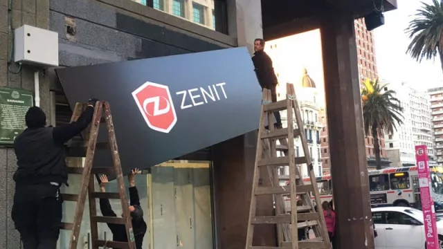 Despegó American Airlines y dejó valijas de Zenit (está a una semana de abrir un nuevo local en Ciudad Vieja)