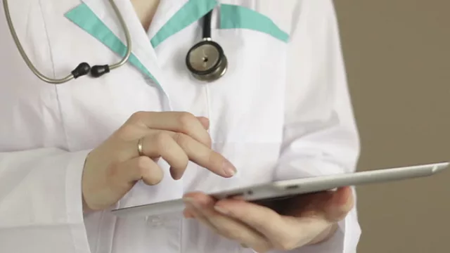 Ahora vas a poder entender lo que escribió tu médico (SEMM incorpora la historia clínica electrónica de uso ambulatorio)