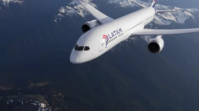 Uruguay le guiña un ojo a Chile: Latam unirá Santiago y Punta del Este en verano