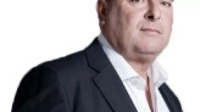 Una piscina promedio para una familia tipo anda entre los US$7.000 y los US$10.000