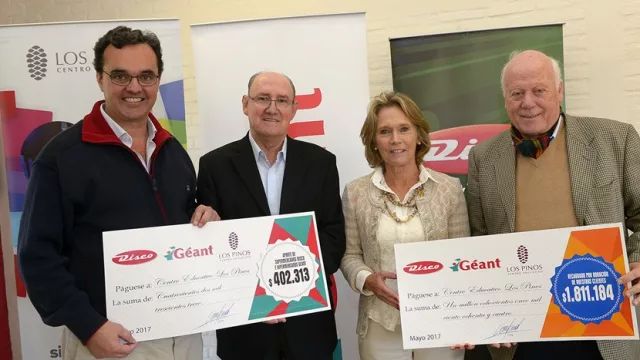 Los Pinos recibió más de $2.000.000 de parte de Disco, Géant y sus clientes