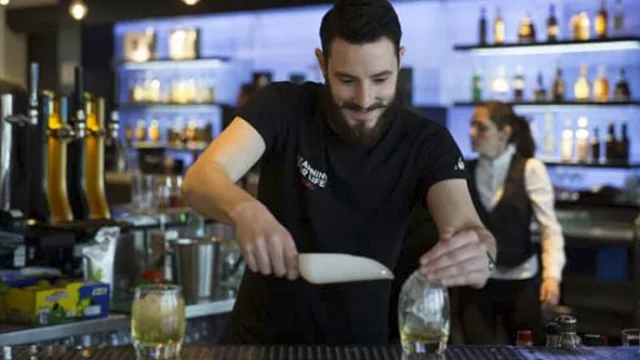 Diageo apuesta por los jóvenes: capacitará gratuitamente a 25 bartenders