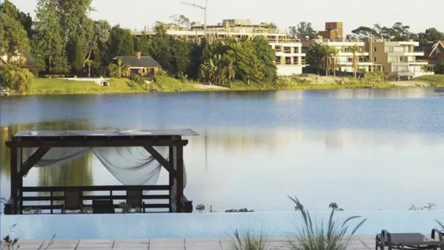 Howard Johnson a puro gol: apuesta a los equipos deportivos para llenar el hotel en temporada baja