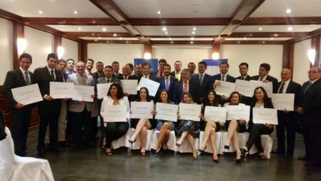 Initiative lanza nuevos diplomados con certificación internacional