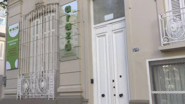 Los padres de Redpagos tienen ahora un jardín de infantes para sus hijos