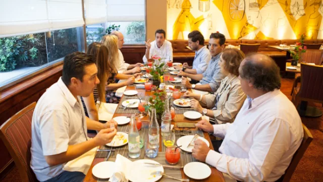 “10 Años en la vida de…” marcha viento en popa (mirá quiénes participaron en el segundo almuerzo)