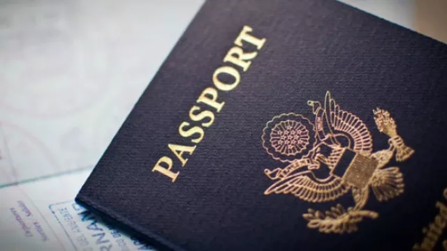 Entre los pasaportes más deseables del mundo no está el de EE.UU.