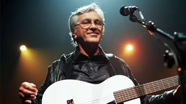 Vuelve Caetano Veloso al Sodre