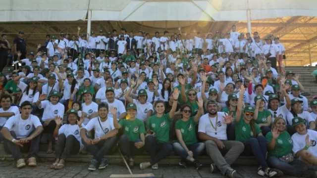 Cif hizo brillar la capital espiritual del Paraguay