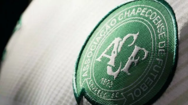 Tras el trágico accidente aéreo del equipo brasileño, Chapecoense, Atlético Nacional pide otorgarle el título a su rival