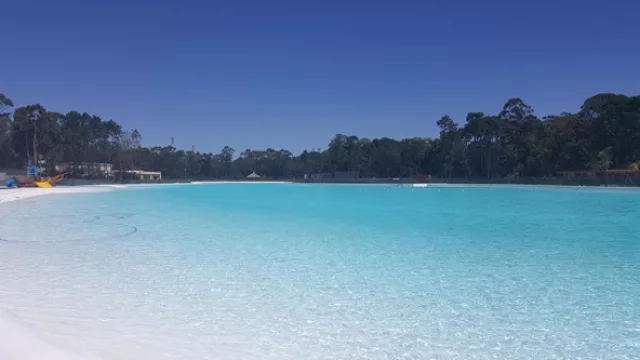 El paraíso caribeño de Solanas se hace desear, pero lo esperan junto a Papá Noel