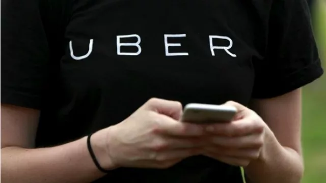 Unos se cavan su propio pozo; otros buscan más adeptos (TuTasa facilitará créditos a “ubers”)