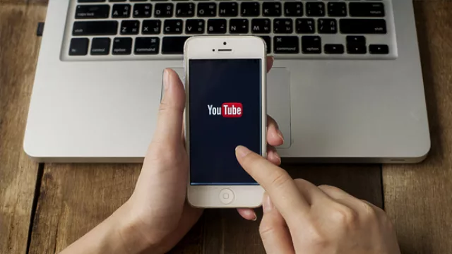 Youtubers: ¿La nueva TV de los adolescentes?