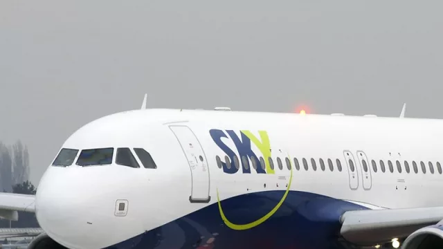 Sky buscará quitarle mercado a Latam desde este lunes (primero con la ruta MVD-SCL y luego SCL-MDZ)