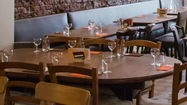 TATETI suerte para ti (dos aplicaciones pelean por ofrecerte un lugar en sus mesas)