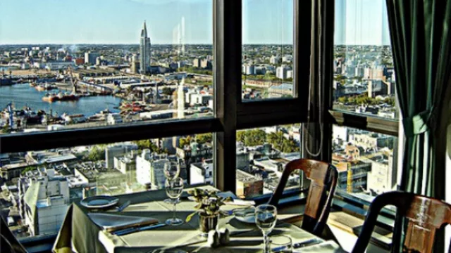 Comer en hoteles de Montevideo