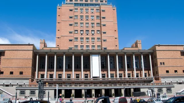 La Intendencia busca auditor y KPMG levanta la mano (ya relevó las cuentas de Pluna y Ancap)