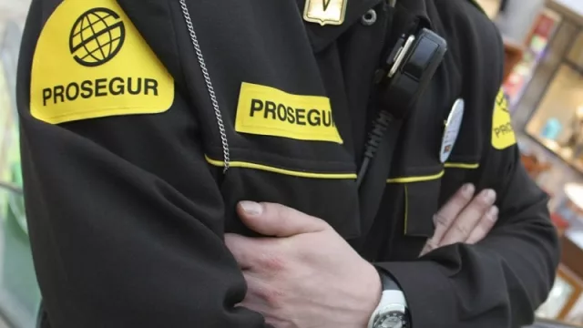 Move en el Aeropuerto de Carrasco (cambio en el servicio de guardia)