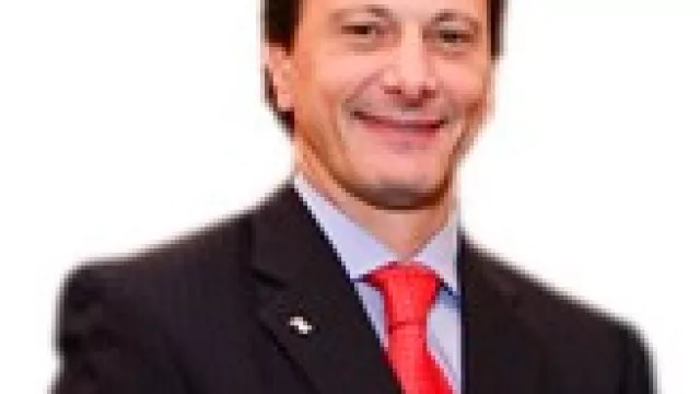 Vamos hacia menos sucursales y más funciones mobile