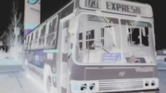 Si el 145 siguió de largo y no te paró, quejate a la IMM.