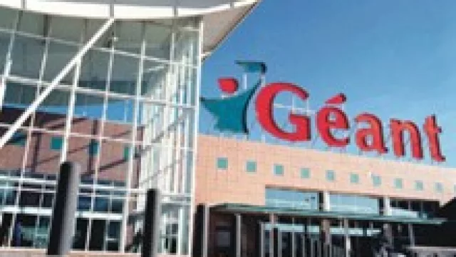 Géant con Magic Point Park, su propio parque de diversiones y sala de eventos