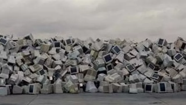 Volumen de electrónicos amerita ley de desechos (¿llegará en 2011?).