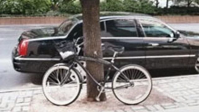 Dime en qué te mueves y te diré a que clase social perteneces (by Marcos Grolero).