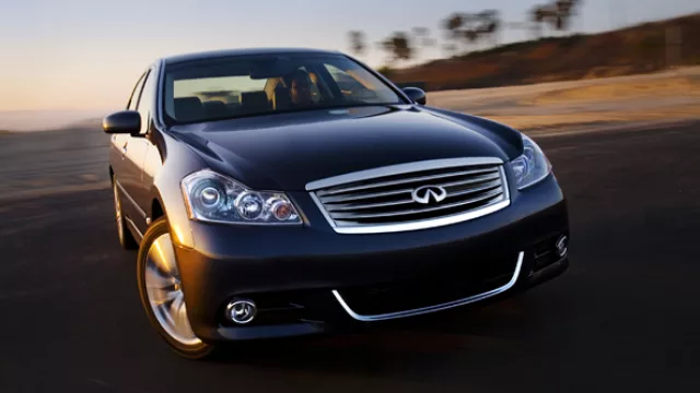 Infiniti M