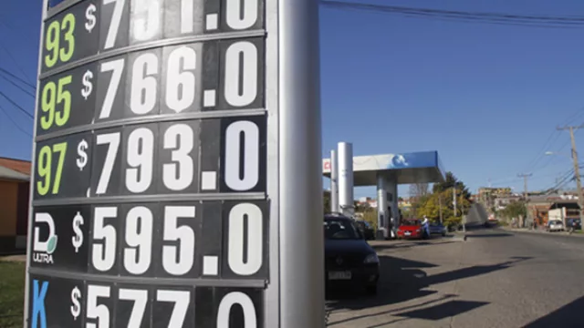 Chile: Reducir el impuesto específico (a combustibles) sería a costa del bolsillo de las empresas